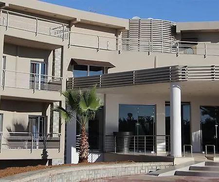 Di Tania מלון אוריוקסטרו