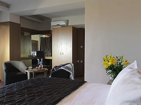 Hotel Di Tania Oreokastro